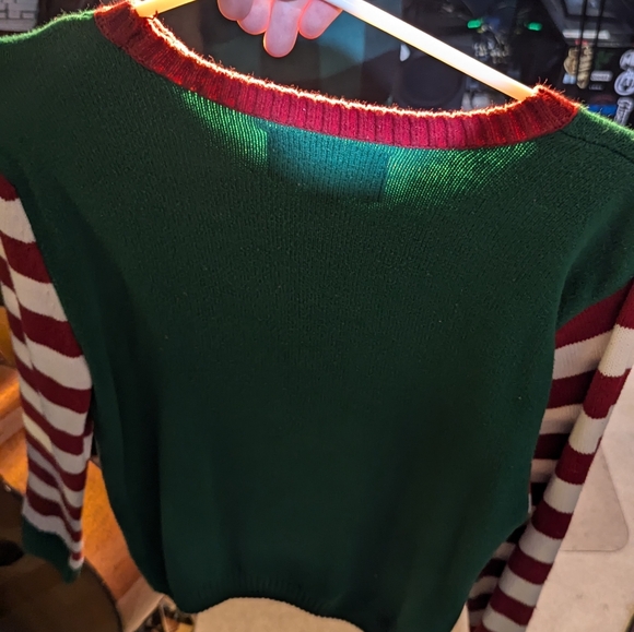 Men's Christmas sweater and Tee - Picture 3 of 6